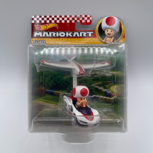 Mattel GVD34 Hot Wheels Mario Kart 1:64 TOAD P-Wing + Plane Glider Diecast - Picture 1 of 4